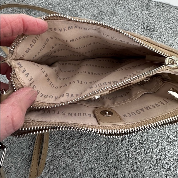 Steve madden bmoana-quilted-crossbody-bag In sandstorm Adjustable - Picture 8 of 11